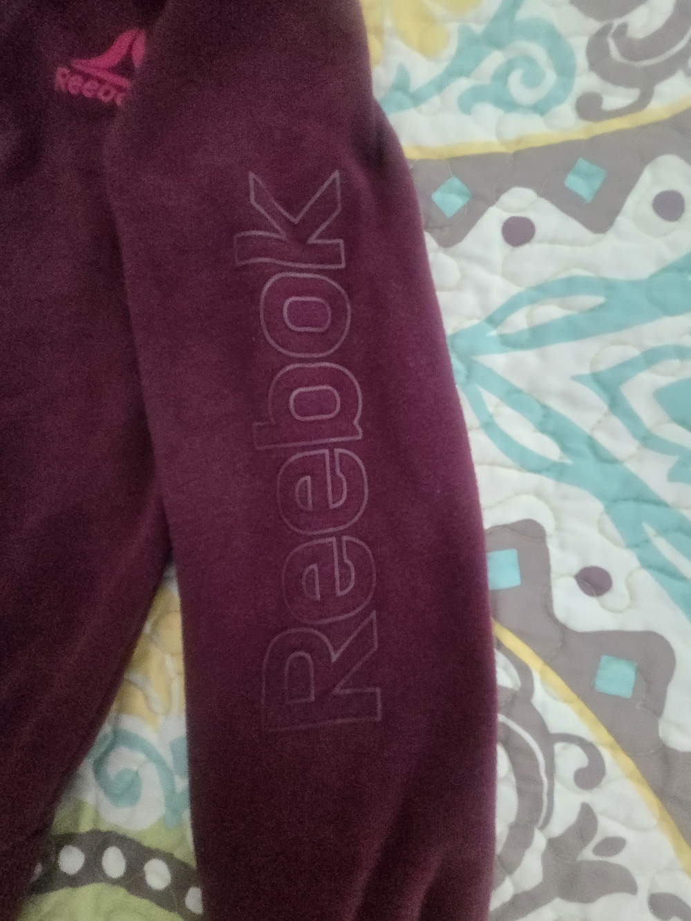 Girls Reebok Hoodie - Picture 3 of 6